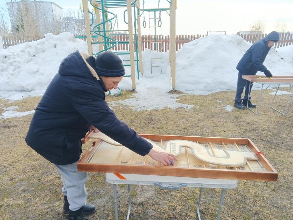 aArsfoEK NU